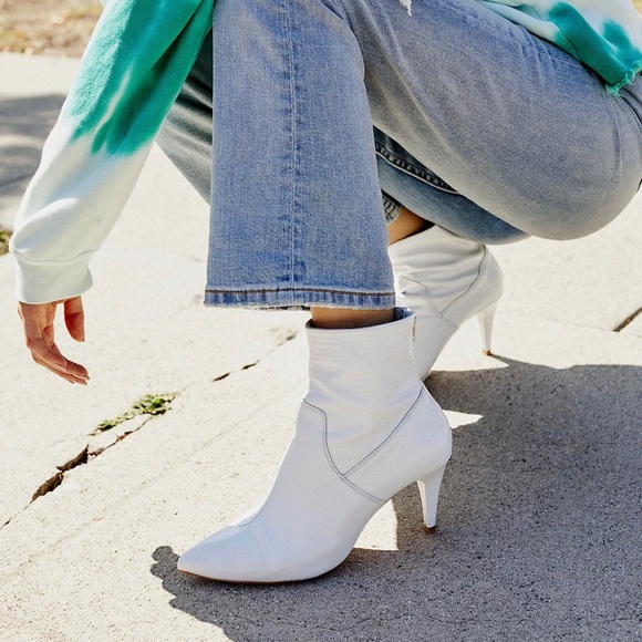 Free People Shoes - Free People White Willa Leather Ankle Boot
